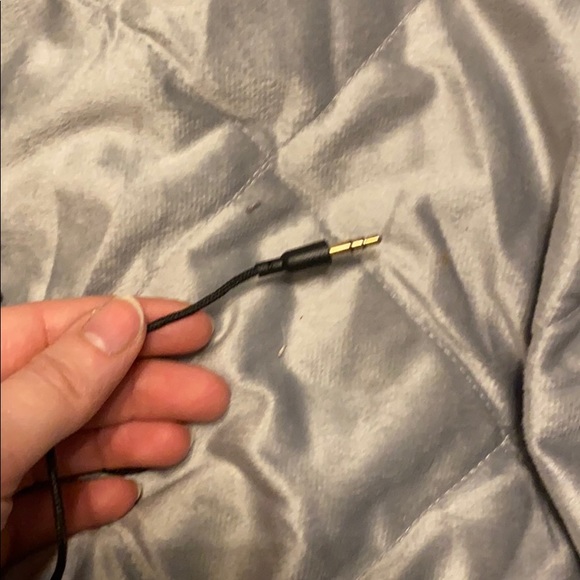 Winter ear muffs with headphones - Picture 4 of 5